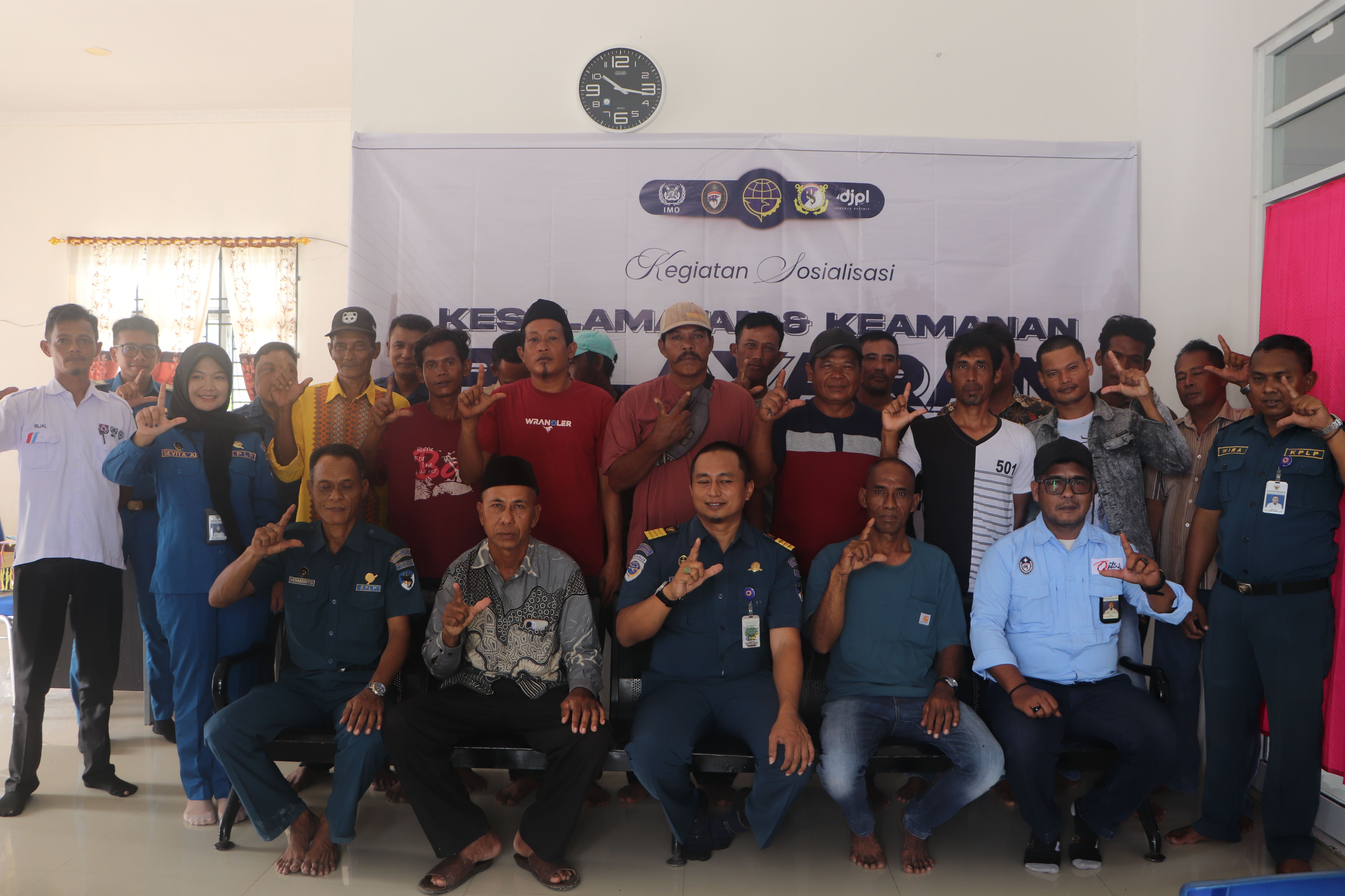 DOKUMENTASI KEGIATAN SOSIALIASI KESEMATAN PELAYARAN
